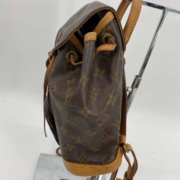 Louid Vuitton monogram Montsouris Backpack PM - Picture 3 of 12